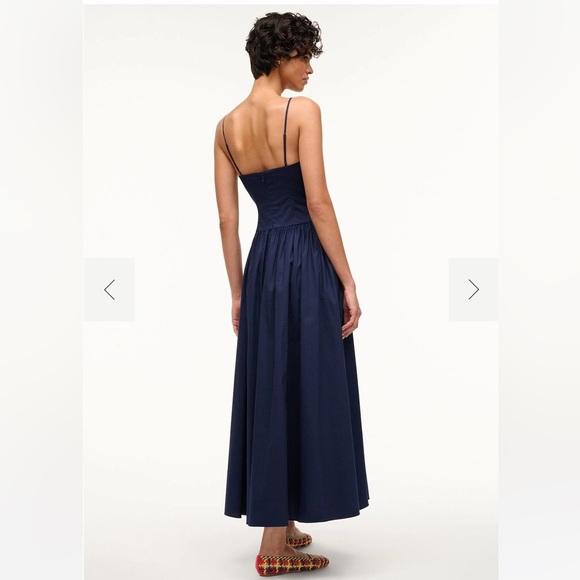new Staud Dena drop waist poplin maxi dress in navy blue cotton - Picture 5 of 11